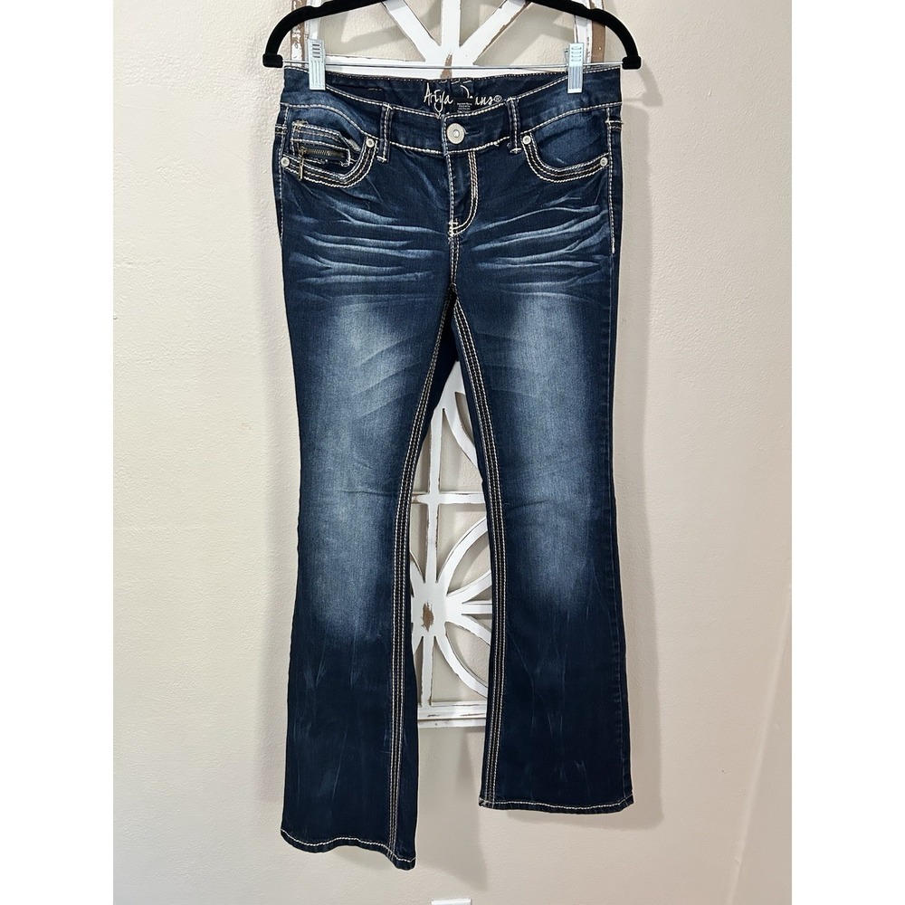 Ariya Jeans size 7/8 Low Rise Whiskers Thick Stitch Flap Pocket Boot Jeans *J199